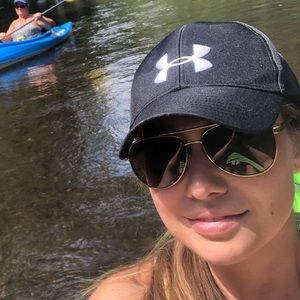 Meet your Posher, Aimee